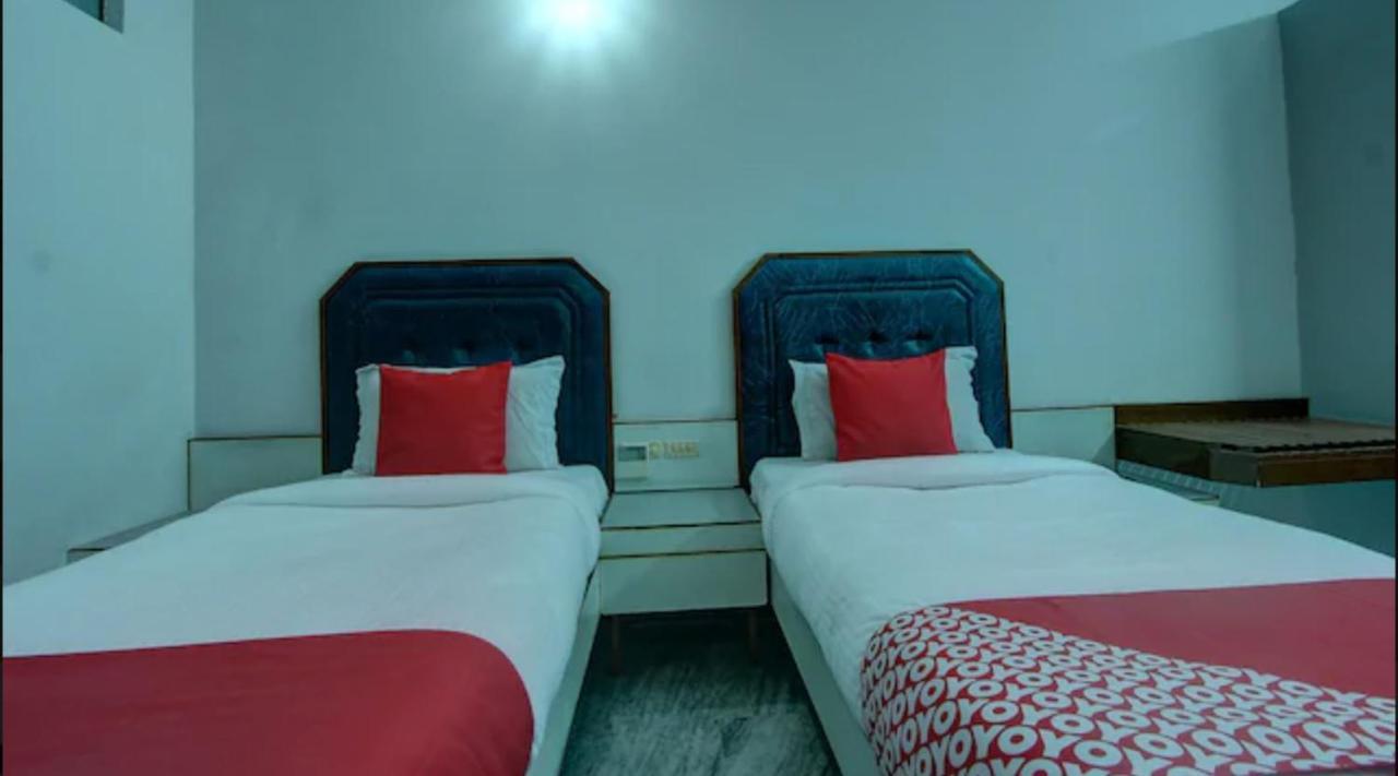 Hotel Padmam Madurai Extérieur photo